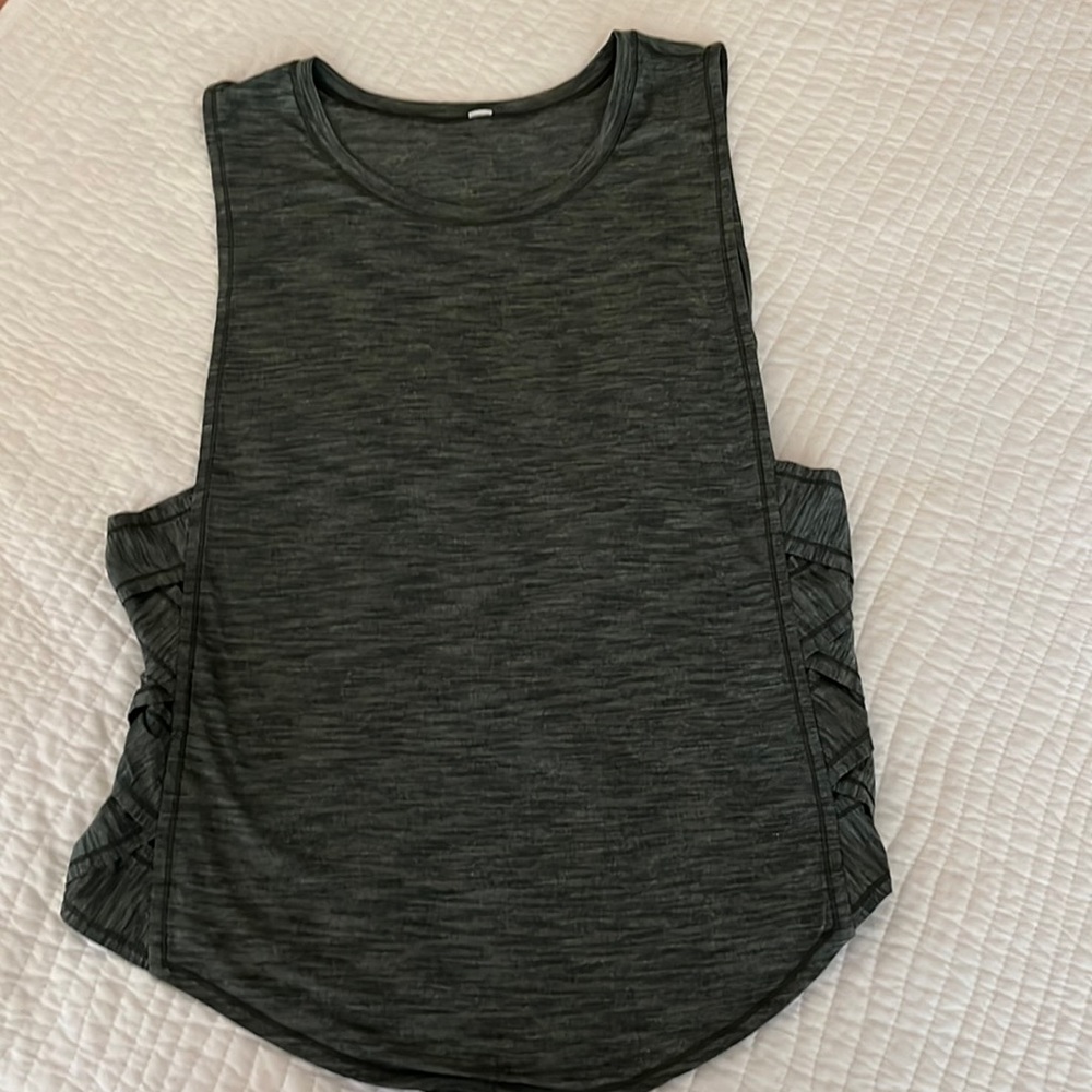 Lululemon Muscle Tank